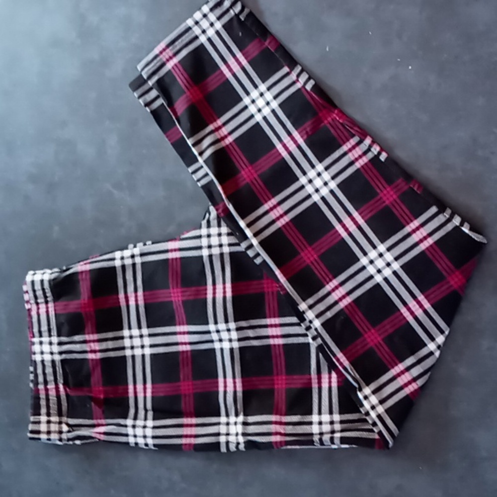 Like New No Boundaries Leggings